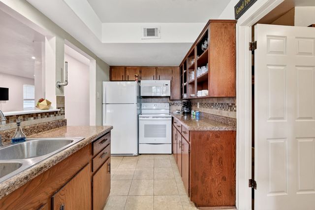 10115 Comanche, Quinlan, TX 75474