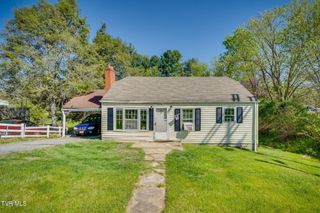 3578 West Market Street, Johnson City, TN 37604