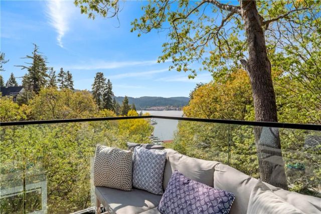 28744 Palisades Drive, Lake Arrowhead, CA 92352