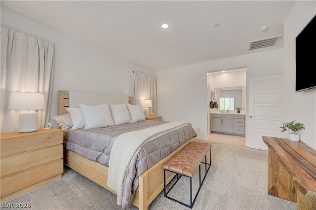 600 North Carriage Hill Drive 2084, Las Vegas, NV 89138