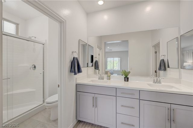 600 North Carriage Hill Drive 2084, Las Vegas, NV 89138