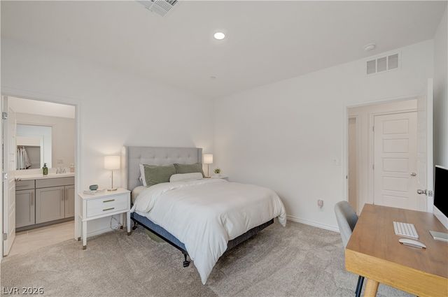 600 North Carriage Hill Drive 2084, Las Vegas, NV 89138