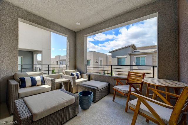 600 North Carriage Hill Drive 2084, Las Vegas, NV 89138