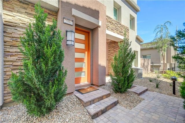 600 North Carriage Hill Drive 2084, Las Vegas, NV 89138