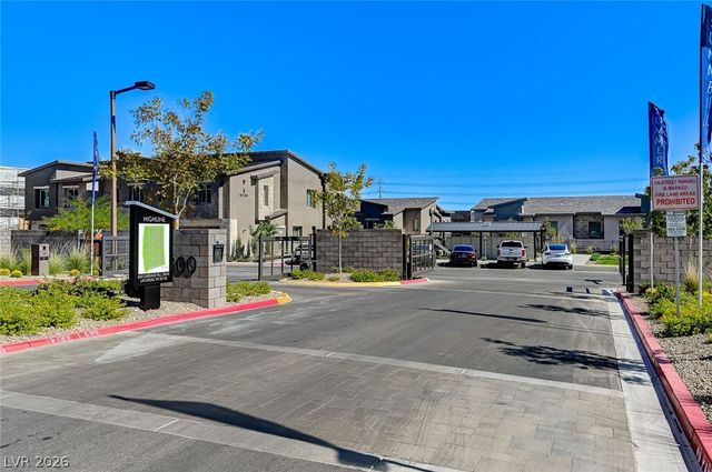 600 North Carriage Hill Drive 2084, Las Vegas, NV 89138