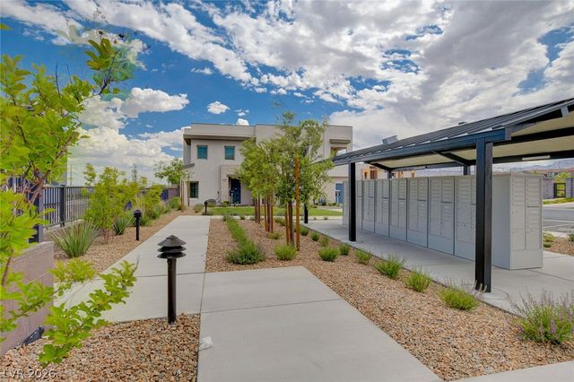 600 North Carriage Hill Drive 2084, Las Vegas, NV 89138