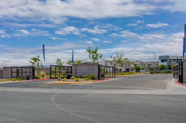 600 North Carriage Hill Drive 2084, Las Vegas, NV 89138