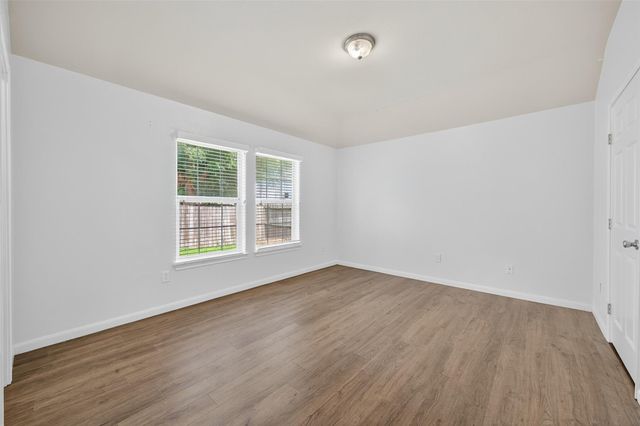 8002 Colonial Lane, Houston, TX 77051