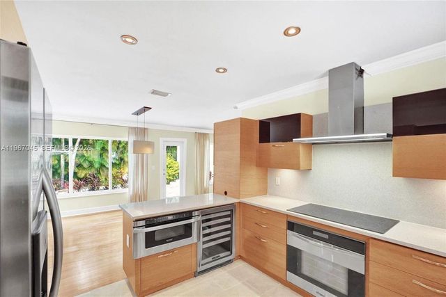 911 Mariana Ave, Coral Gables, FL 33134