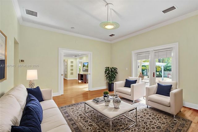 911 Mariana Ave, Coral Gables, FL 33134