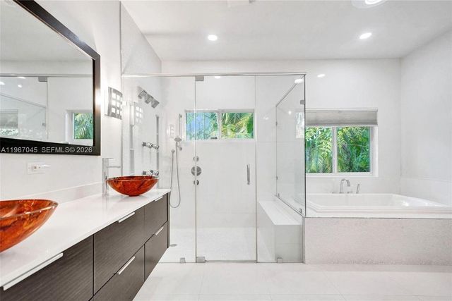 911 Mariana Ave, Coral Gables, FL 33134