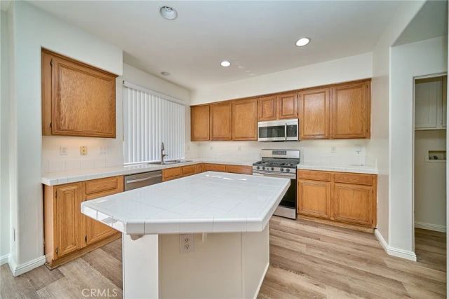 22859 Morro, Carson, CA 90745