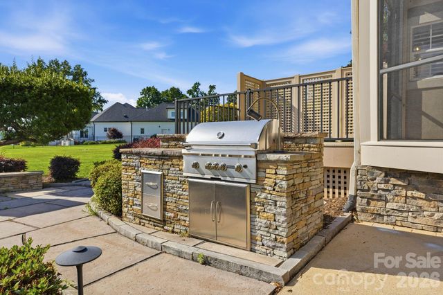 217 Westpaces Road, Mooresville, NC 28117