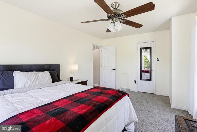 1587 BRIMFIELD CIR, Sykesville, MD 21784