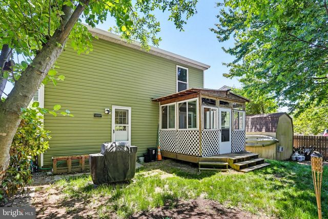 1587 BRIMFIELD CIR, Sykesville, MD 21784