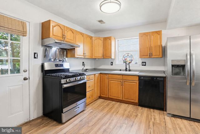 1587 BRIMFIELD CIR, Sykesville, MD 21784