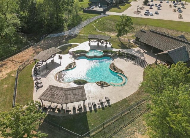 194 Toscana Circle, Gordonville, TX 76245