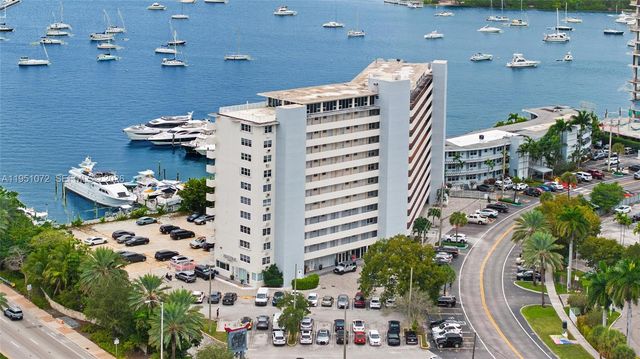 7904 West Dr 102, North Bay Village, FL 33141