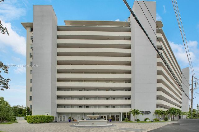 7904 West Dr 102, North Bay Village, FL 33141