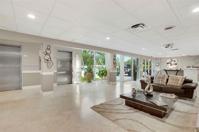 7904 West Dr 102, North Bay Village, FL 33141