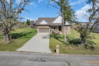 124 Cordell Love Rd, Smithville, TN 37166