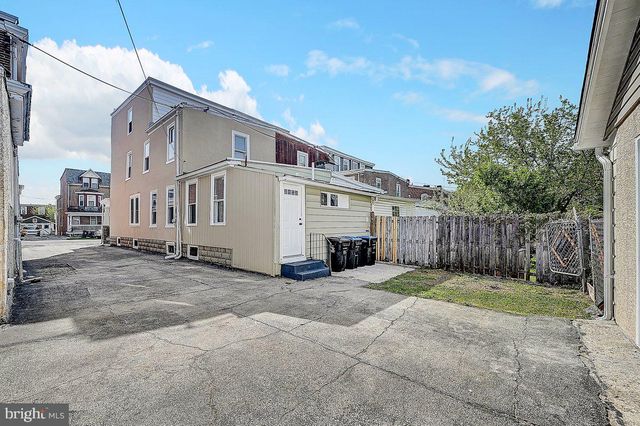 105 W WOOD ST, Norristown, PA 19401