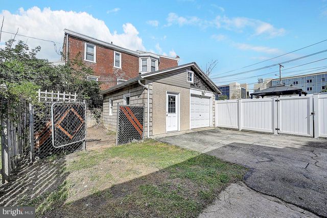 105 W WOOD ST, Norristown, PA 19401