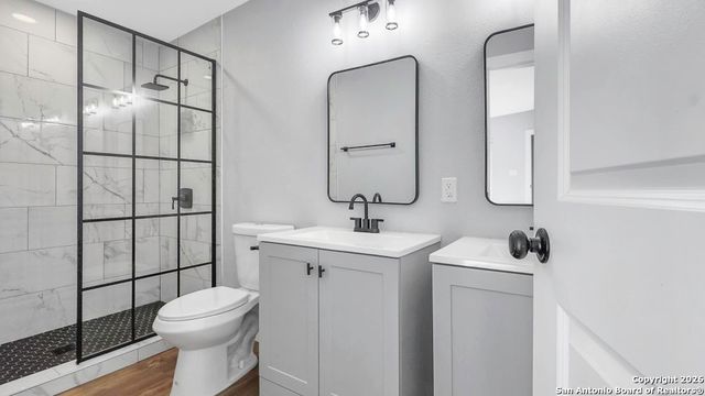 219 Saint James, San Antonio, TX 78202