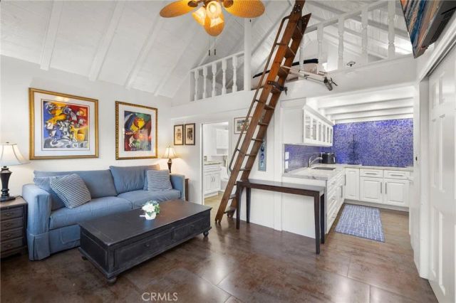 486 HOLLY Street, Laguna Beach, CA 92651