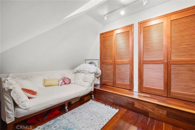 486 HOLLY Street, Laguna Beach, CA 92651