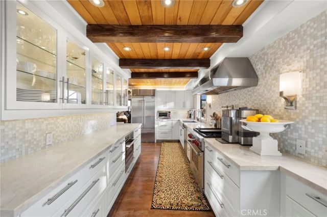 486 HOLLY Street, Laguna Beach, CA 92651