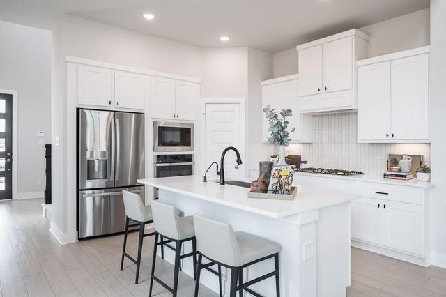 9731 Poinsettia Haven Lane, Richmond, TX 77407