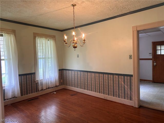 3323 Lake Avenue, Ashtabula, OH 44004