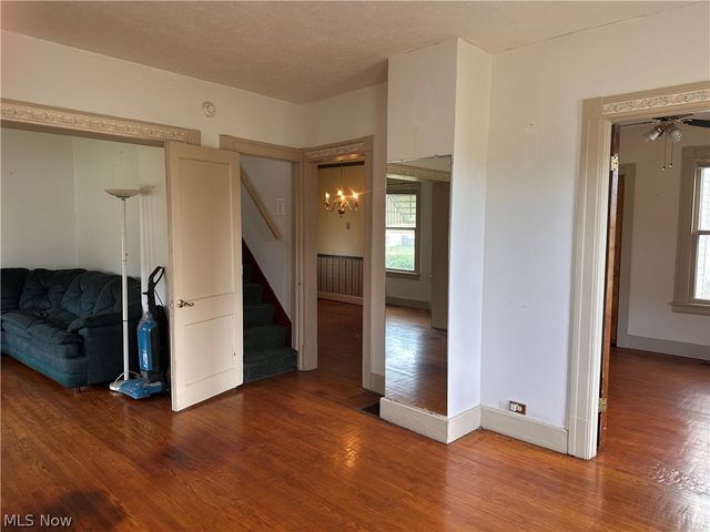 3323 Lake Avenue, Ashtabula, OH 44004