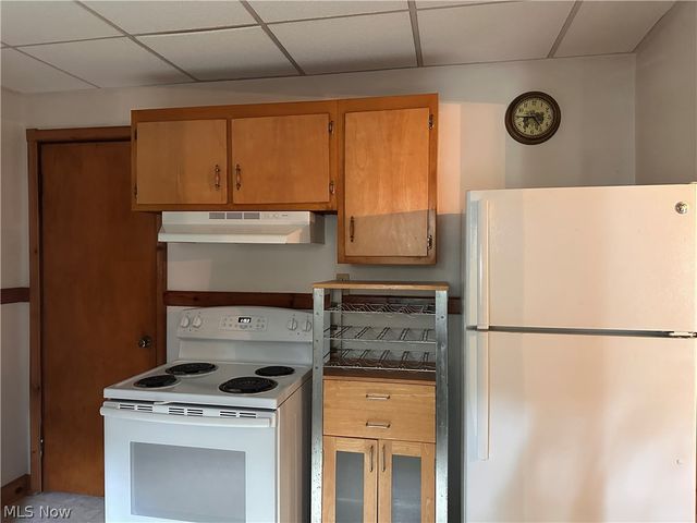 3323 Lake Avenue, Ashtabula, OH 44004
