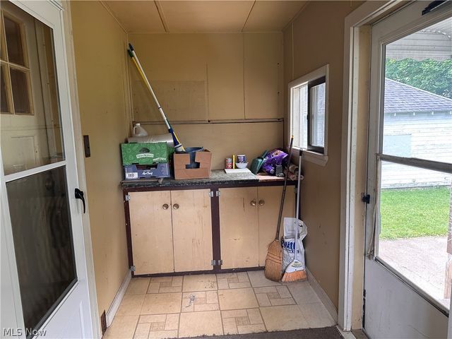 3323 Lake Avenue, Ashtabula, OH 44004