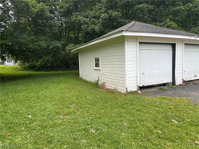 3323 Lake Avenue, Ashtabula, OH 44004