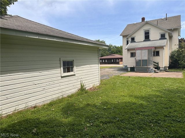 3323 Lake Avenue, Ashtabula, OH 44004