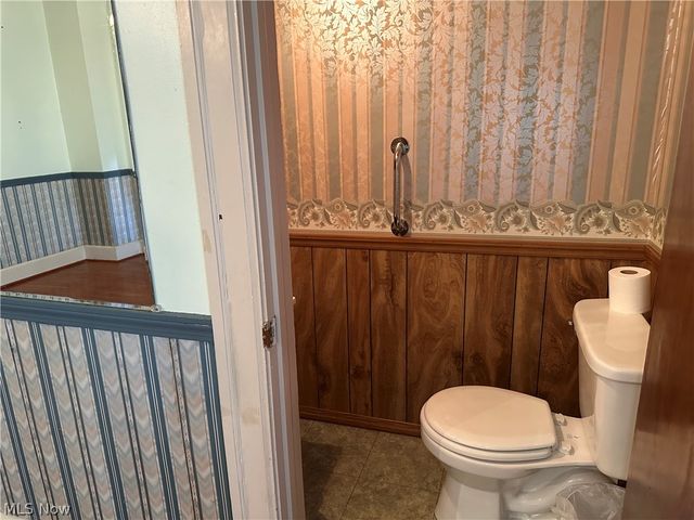 3323 Lake Avenue, Ashtabula, OH 44004