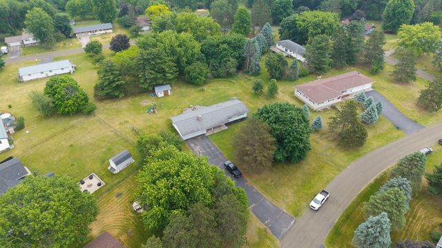 N6304 Hillcrest Road, Pardeeville, WI 53954