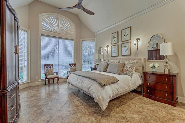 6 Glentrace Circle, The Woodlands, TX 77382
