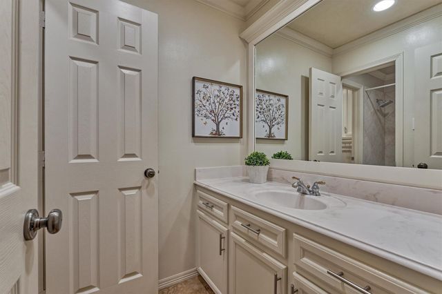 6 Glentrace Circle, The Woodlands, TX 77382