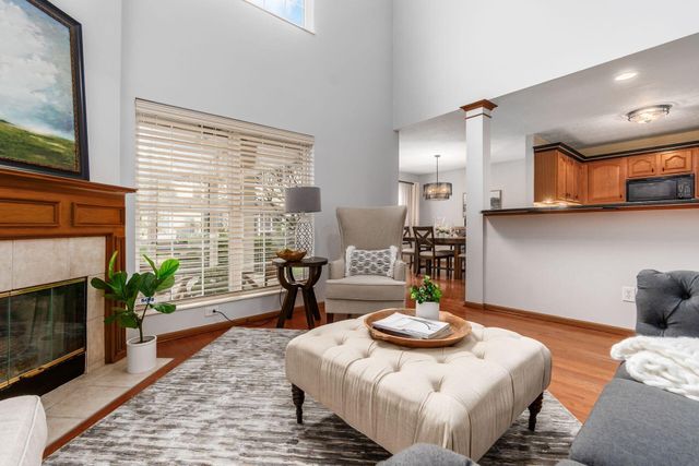 365 Sycamore Woods Lane, Columbus, OH 43230