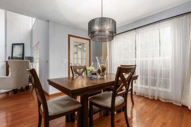 365 Sycamore Woods Lane, Columbus, OH 43230