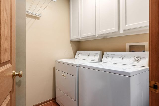 365 Sycamore Woods Lane, Columbus, OH 43230