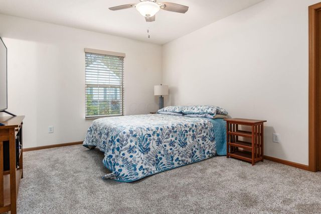 365 Sycamore Woods Lane, Columbus, OH 43230