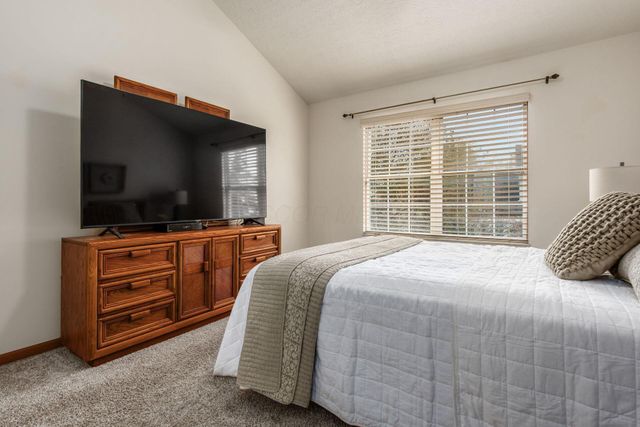 365 Sycamore Woods Lane, Columbus, OH 43230