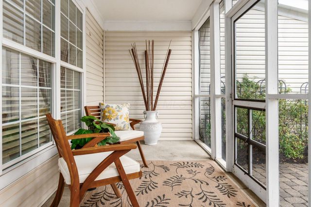 365 Sycamore Woods Lane, Columbus, OH 43230