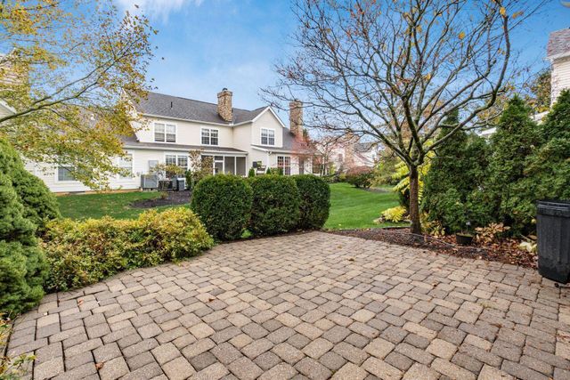 365 Sycamore Woods Lane, Columbus, OH 43230