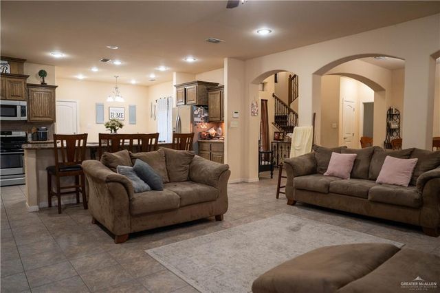 3911 Green Jay Drive, Mission, TX 78572